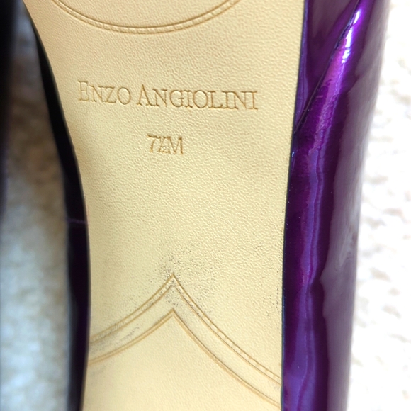 Pretty Purple Patent Enzo Angiolini Heels - Picture 3 of 3
